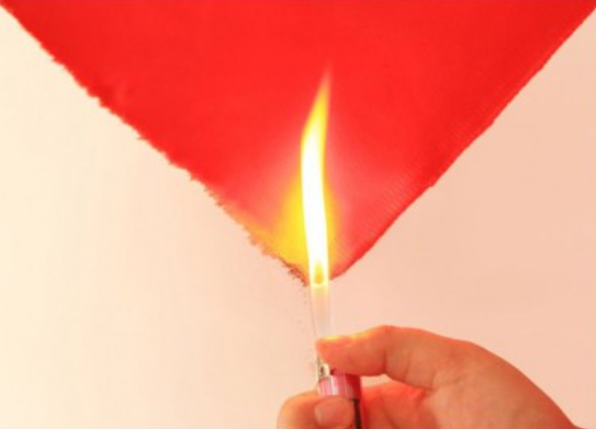 Apa penghambat api yang umum digunakan untuk kain?